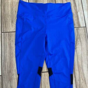 NEW LulaRoe Rise Capri Leggings XLSapphire w/Black Mesh below knee